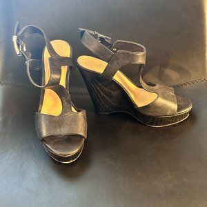 Vince Camuto Wedges Size 7